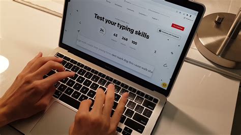 chat online typing live.